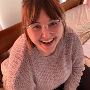 Meet your Posher, Monica